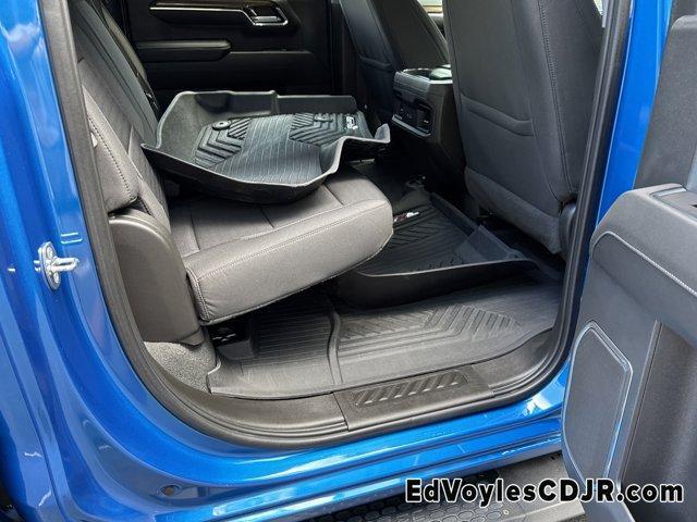 used 2023 Chevrolet Silverado 1500 car, priced at $43,686