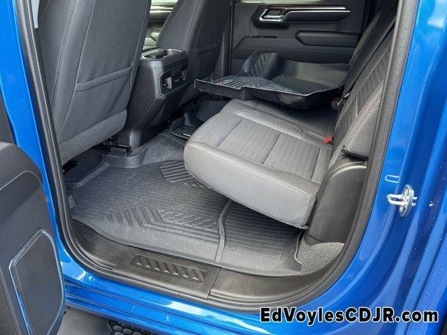 used 2023 Chevrolet Silverado 1500 car, priced at $43,686