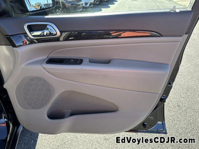 used 2013 Jeep Grand Cherokee car, priced at $11,383