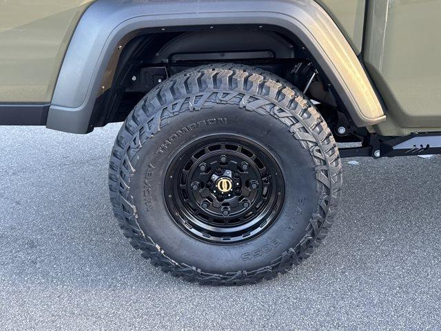 new 2025 Jeep Gladiator car, priced at $47,594