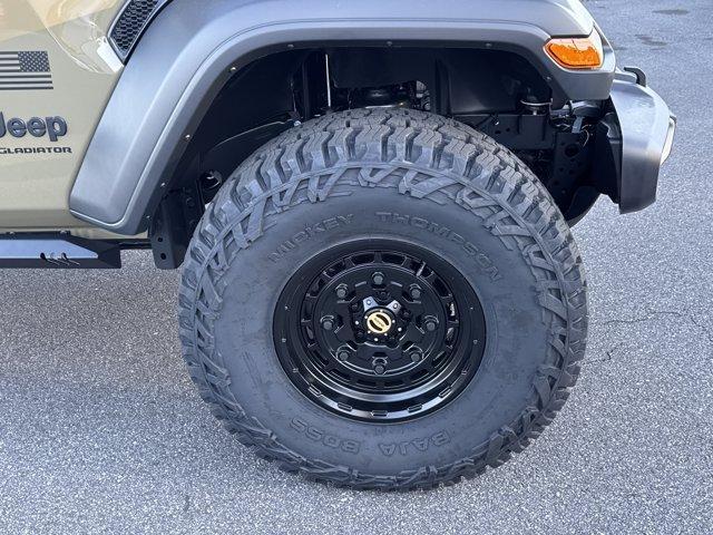 new 2025 Jeep Gladiator car, priced at $47,594