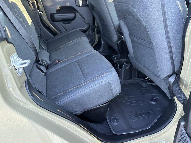 new 2025 Jeep Gladiator car, priced at $47,594