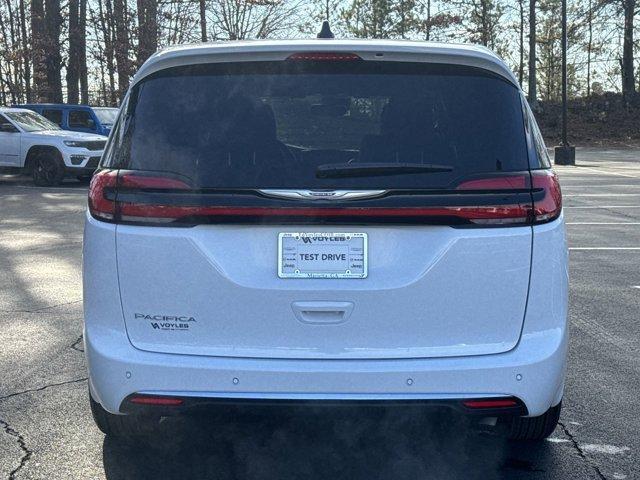 new 2025 Chrysler Pacifica car, priced at $37,645