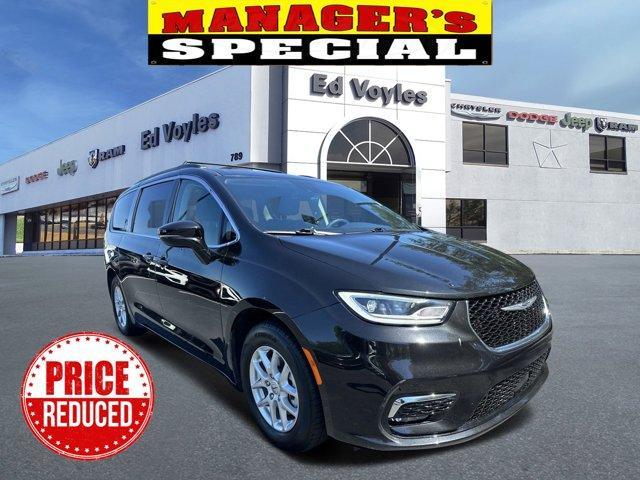 used 2022 Chrysler Pacifica car, priced at $24,301