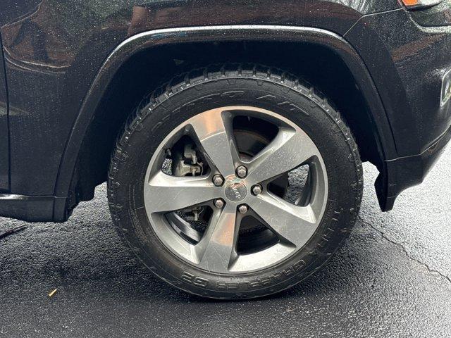 used 2014 Jeep Grand Cherokee car, priced at $15,826