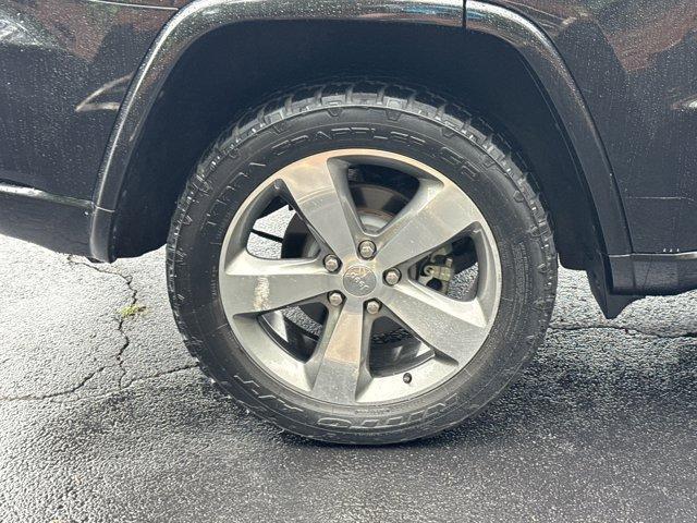 used 2014 Jeep Grand Cherokee car, priced at $15,826