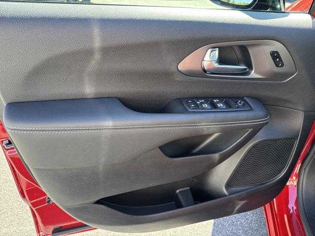 new 2026 Chrysler Pacifica car, priced at $43,388