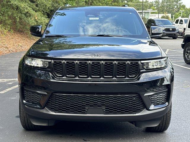 new 2025 Jeep Grand Cherokee car, priced at $40,710