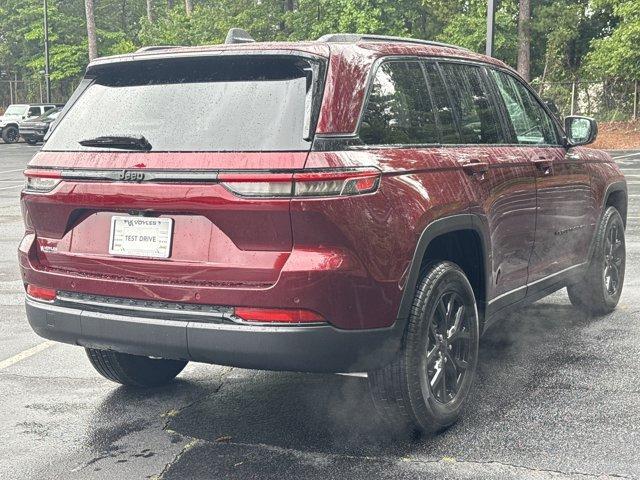 new 2025 Jeep Grand Cherokee car, priced at $38,780