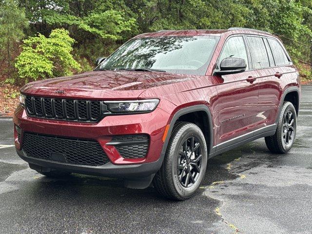new 2025 Jeep Grand Cherokee car, priced at $38,780