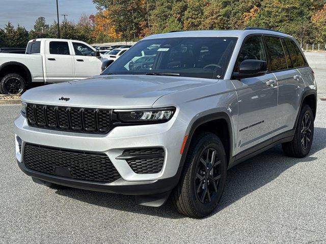 new 2025 Jeep Grand Cherokee car, priced at $39,475