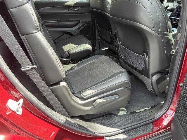 new 2025 Jeep Grand Cherokee L car, priced at $40,678