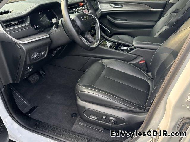 used 2022 Jeep Grand Cherokee car, priced at $33,988
