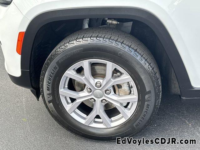 used 2022 Jeep Grand Cherokee car, priced at $33,988
