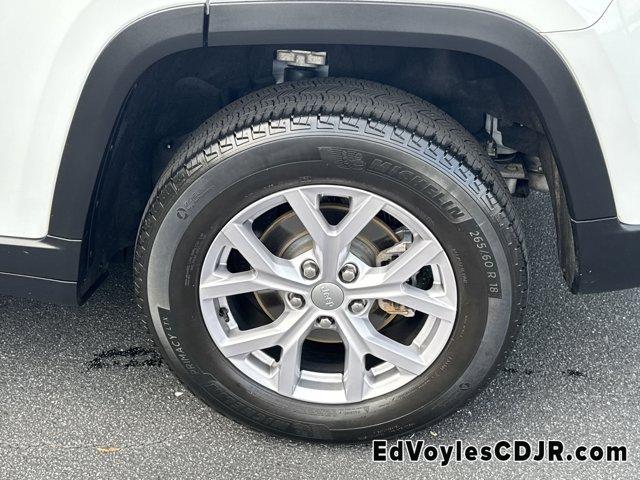 used 2022 Jeep Grand Cherokee car, priced at $33,988