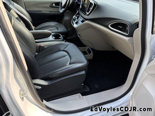 used 2023 Chrysler Pacifica car, priced at $21,986