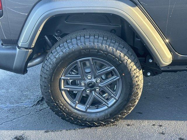 new 2025 Jeep Wrangler car, priced at $49,017