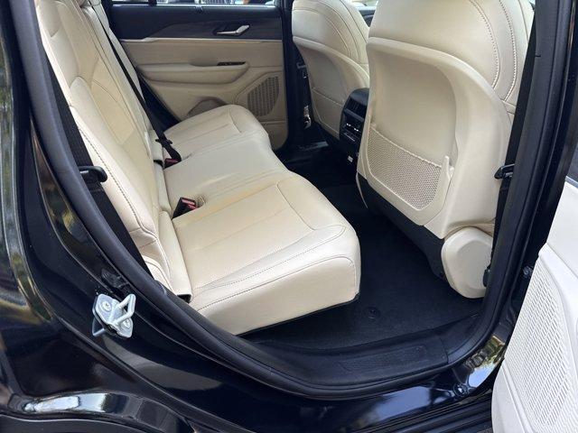 new 2025 Jeep Grand Cherokee car, priced at $44,450