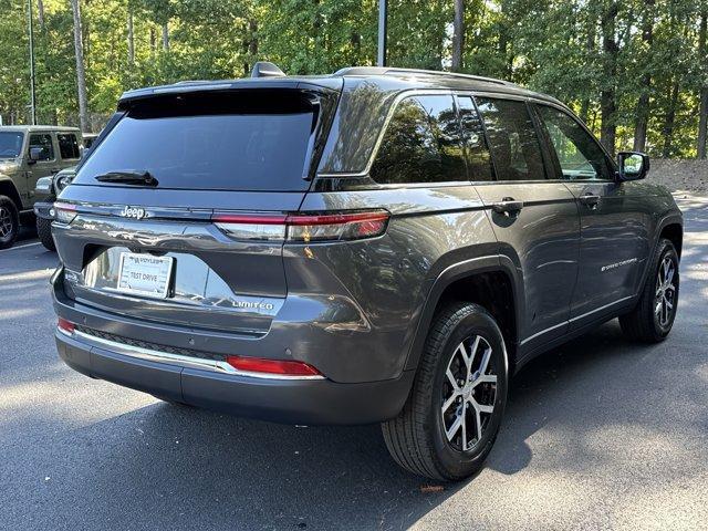 new 2025 Jeep Grand Cherokee car, priced at $40,765