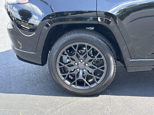 new 2025 Jeep Grand Cherokee car, priced at $63,906