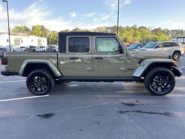 new 2025 Jeep Gladiator car, priced at $38,941