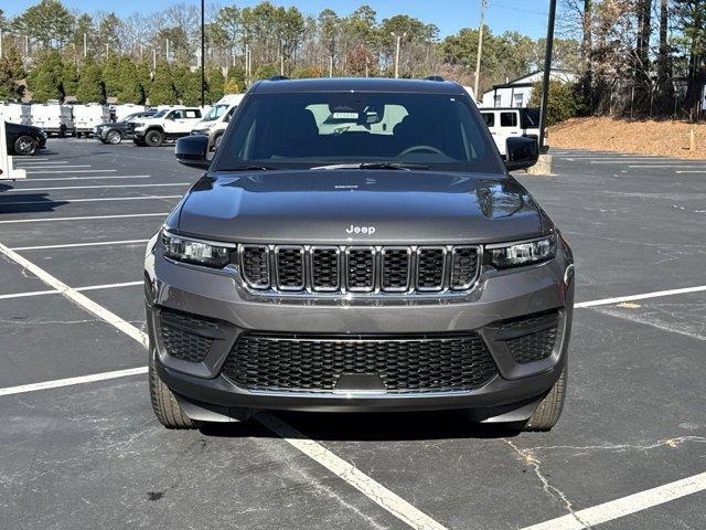 new 2025 Jeep Grand Cherokee car, priced at $39,675