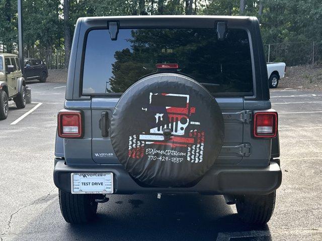 new 2025 Jeep Wrangler car, priced at $37,684