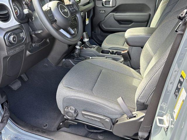 new 2025 Jeep Wrangler car, priced at $37,684