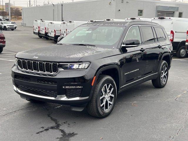 new 2025 Jeep Grand Cherokee L car, priced at $47,334