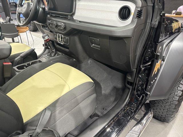 new 2025 Jeep Wrangler car, priced at $45,191