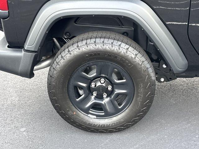 new 2025 Jeep Wrangler car, priced at $29,987
