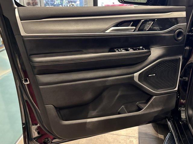 new 2025 Jeep Wagoneer car, priced at $69,923