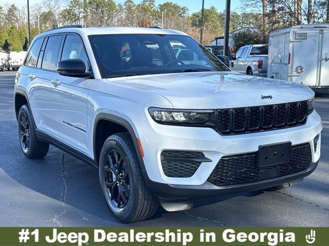 new 2025 Jeep Grand Cherokee car, priced at $42,185