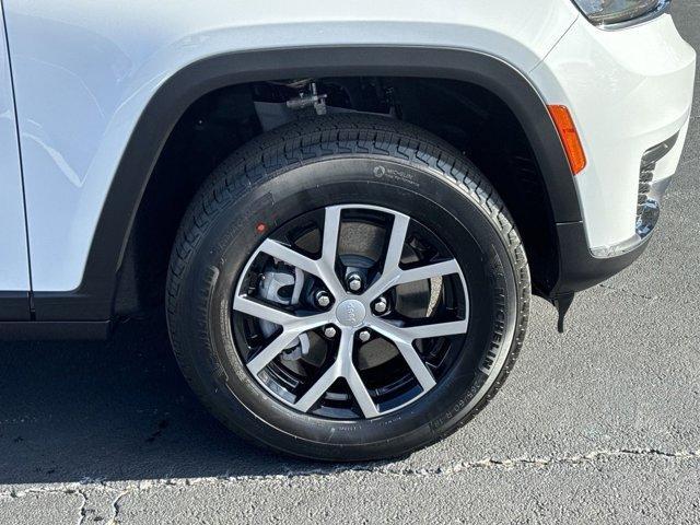 new 2025 Jeep Grand Cherokee L car, priced at $47,718