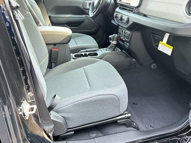 new 2025 Jeep Gladiator car, priced at $44,268