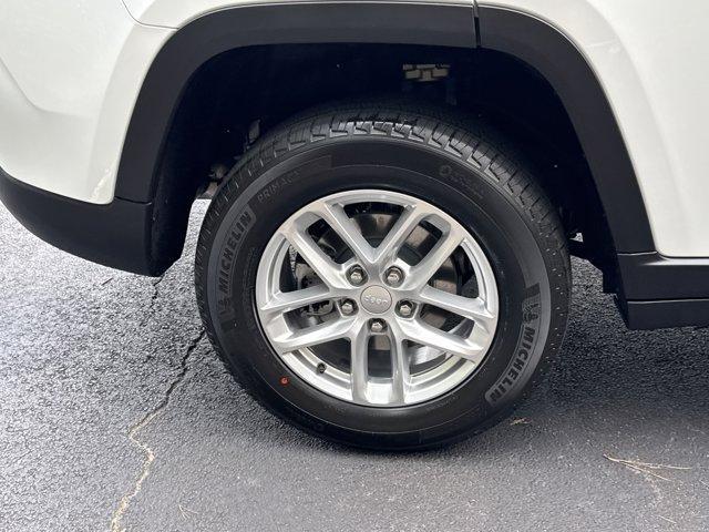new 2025 Jeep Grand Cherokee car, priced at $36,294