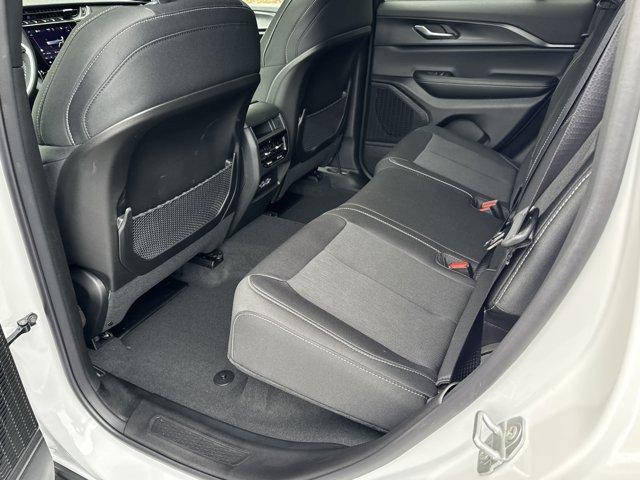new 2025 Jeep Grand Cherokee car, priced at $36,294