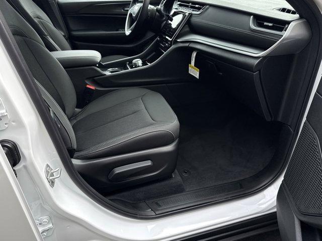 new 2025 Jeep Grand Cherokee car, priced at $36,294