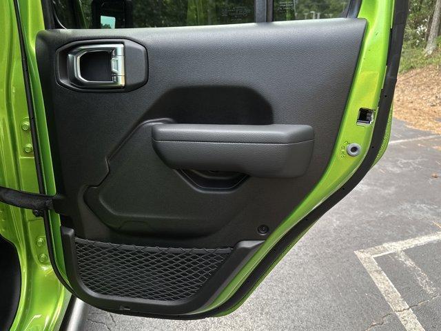 new 2025 Jeep Wrangler car, priced at $57,909