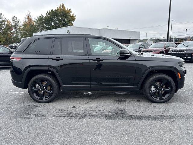new 2025 Jeep Grand Cherokee car, priced at $45,315
