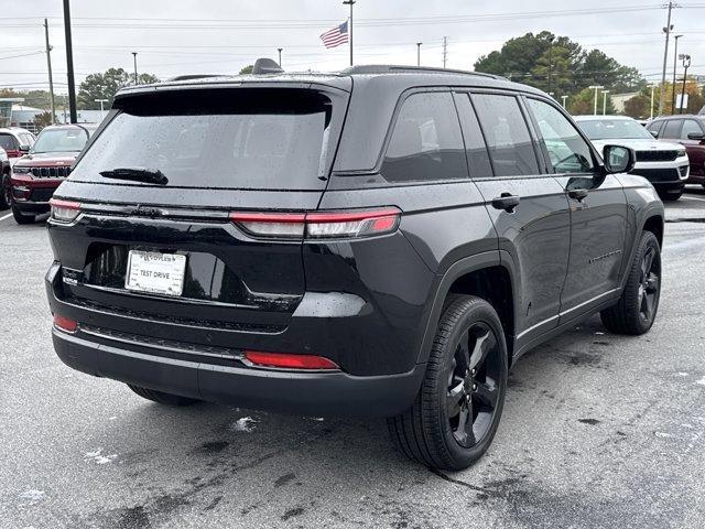 new 2025 Jeep Grand Cherokee car, priced at $45,315