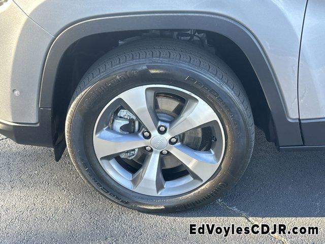 used 2021 Jeep Cherokee car, priced at $24,888