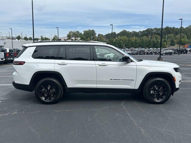 new 2024 Jeep Grand Cherokee L car, priced at $37,492