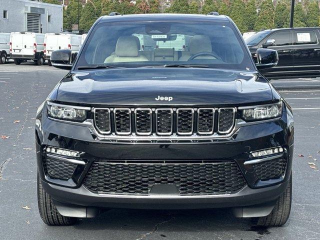 new 2025 Jeep Grand Cherokee car, priced at $42,920