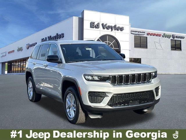 new 2025 Jeep Grand Cherokee car, priced at $39,675