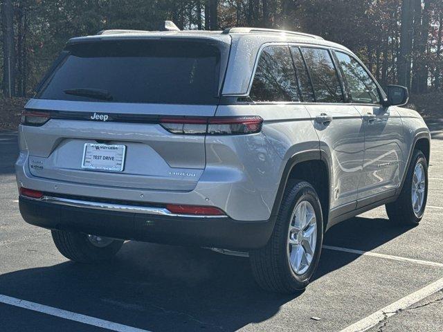 new 2025 Jeep Grand Cherokee car, priced at $39,675