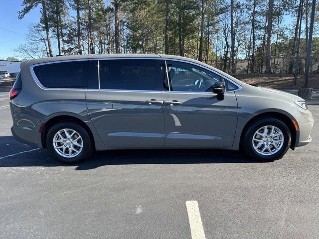 new 2025 Chrysler Pacifica car, priced at $38,140