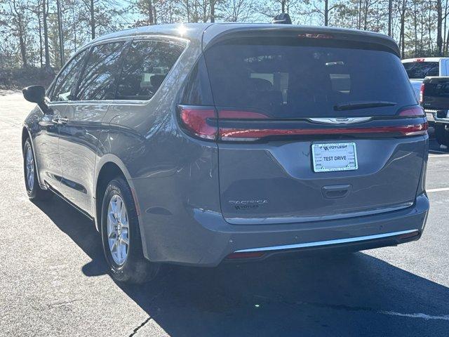 new 2025 Chrysler Pacifica car, priced at $38,140