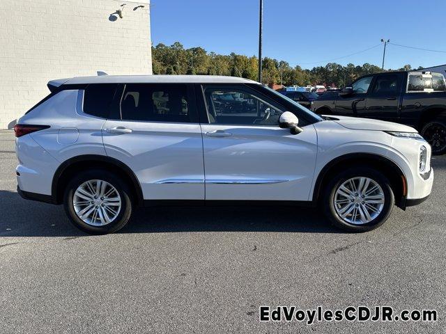 used 2022 Mitsubishi Outlander car, priced at $19,677