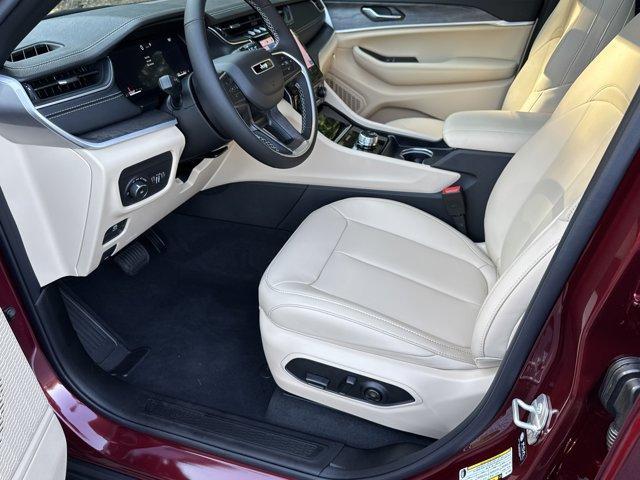new 2025 Jeep Grand Cherokee L car, priced at $46,636